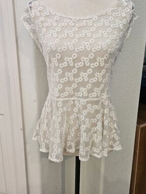 American Eagle Outfitters White Floral Lace Peplum Blouse